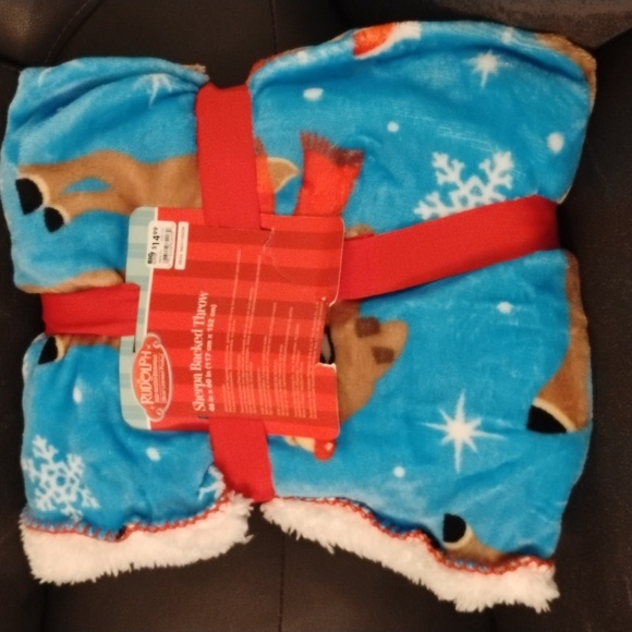 New Rudolph the red nosed reindeer throw, plush and slippers bundle - Picture 3 of 5